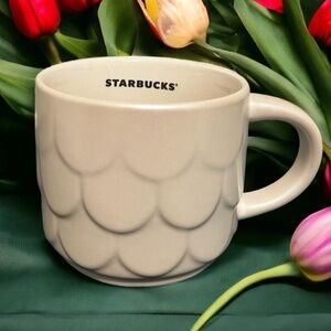 Starbucks Pearl Shell 2023 Mermaid Scales Ceramic Coffee Mug. New & Authentic